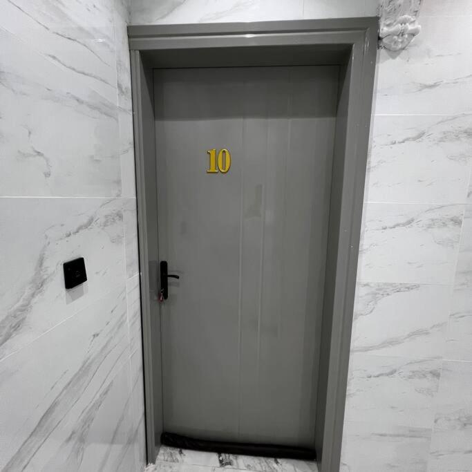 شقة فاخرة بغرفة نوم وصالة 10 Luxury Apt Riyadh