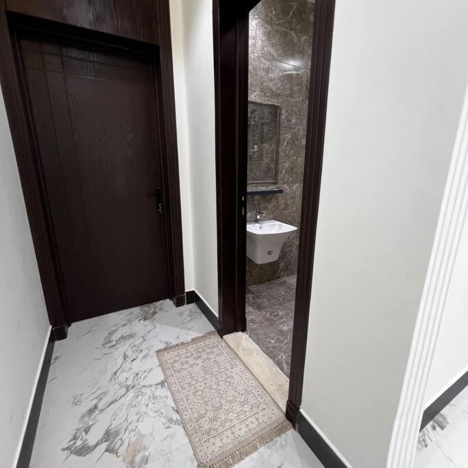 شقة فاخرة بغرفة نوم وصالة 10 Luxury Apt * Riyadh